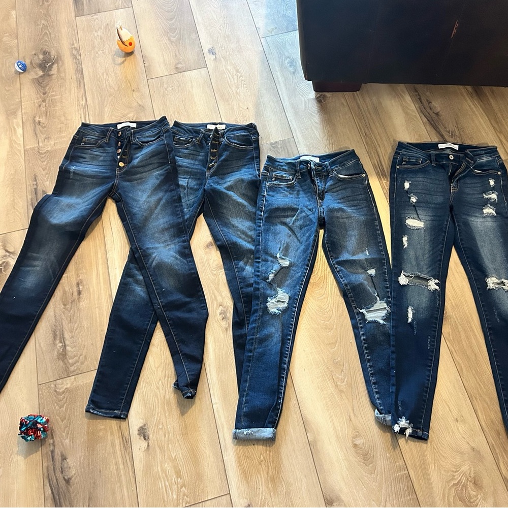 BUNDLE! 4 pair Kan Can Slim Fit Jeans